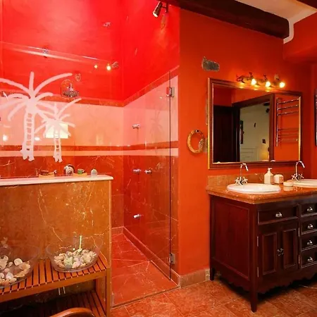 Sleeps 6 Pool Wifi ヴィラ *