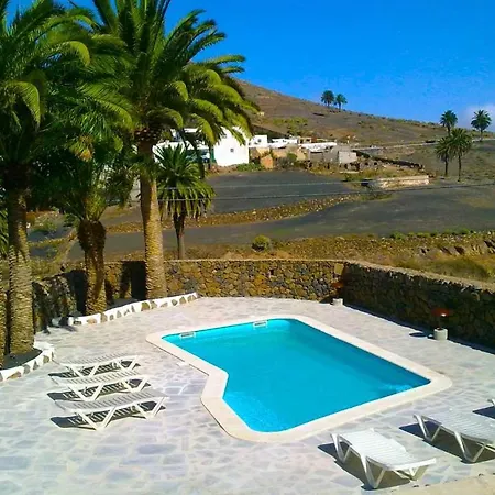 Sleeps 6 Pool Wifi ヴィラ