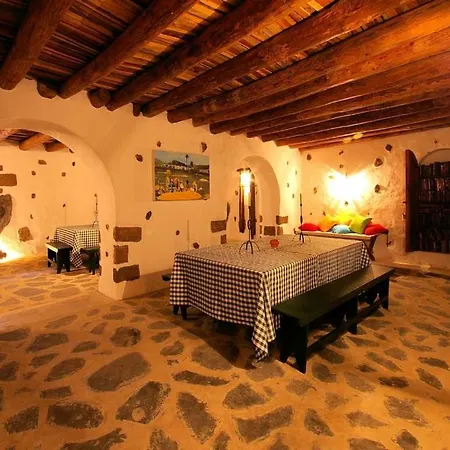 Sleeps 6 Pool Wifi * アリア
