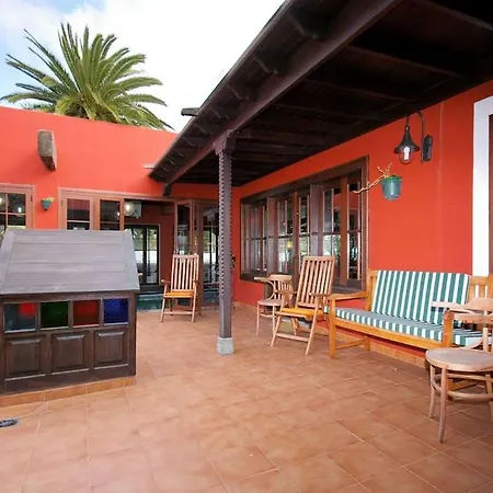 Sleeps 6 Pool Wifi ヴィラ *