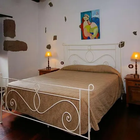 Sleeps 6 Pool Wifi Villa Haría