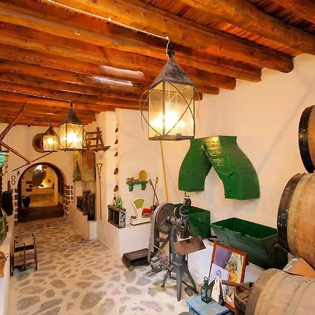 Sleeps 6 Pool Wifi Villa Haría